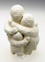 Beeld 11c blijf een kind 12cm ivoor