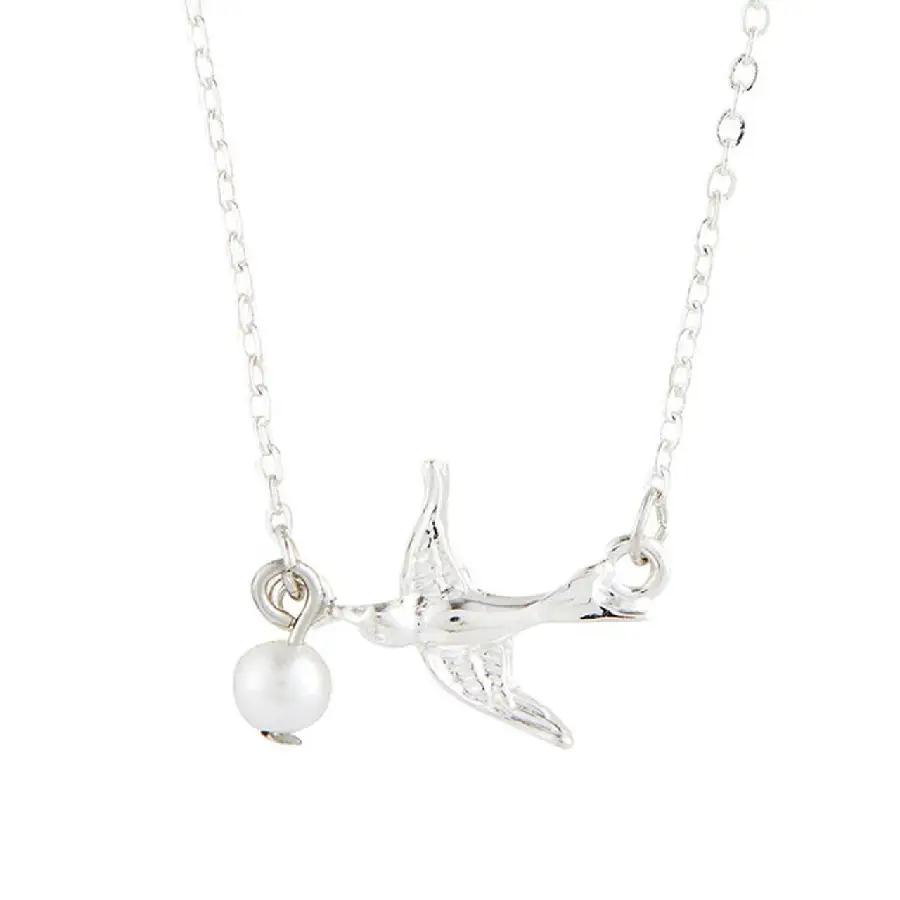 Necklace dove with pearl
