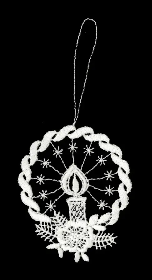 Lace hanger Candle in wreath 9cm