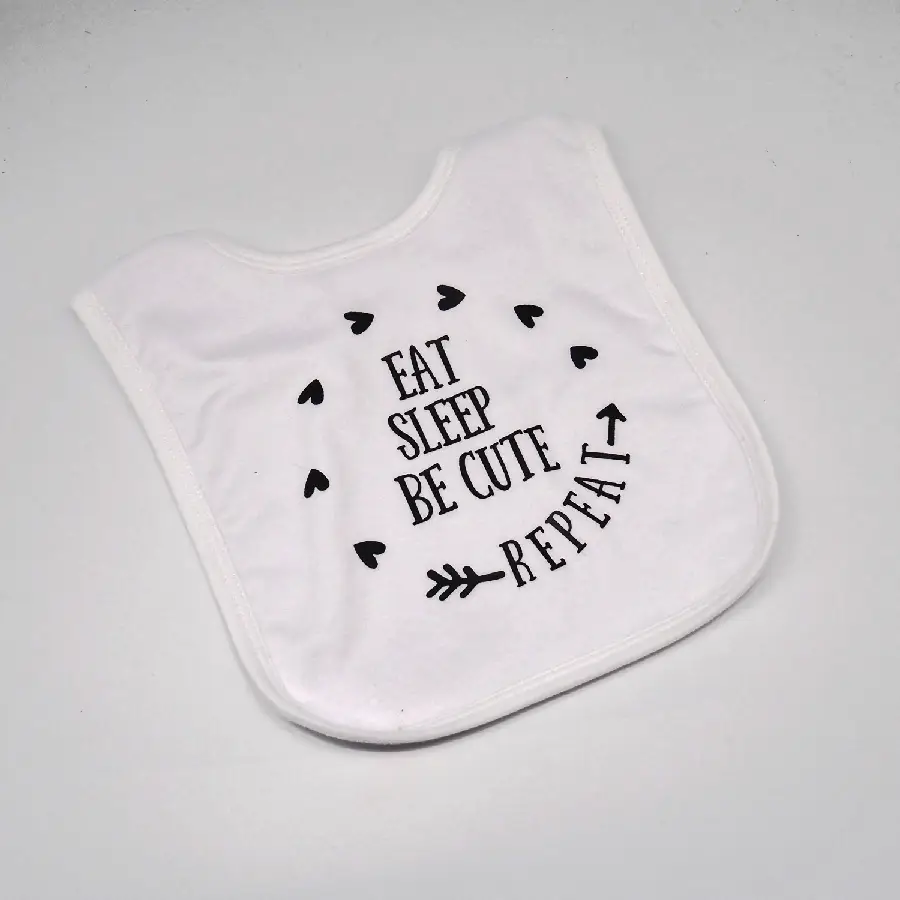 Slabbetje eat sleap be cute